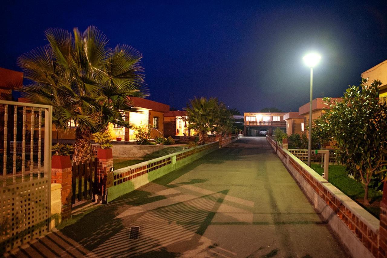 Bungalows Pascual Vinarós المظهر الخارجي الصورة